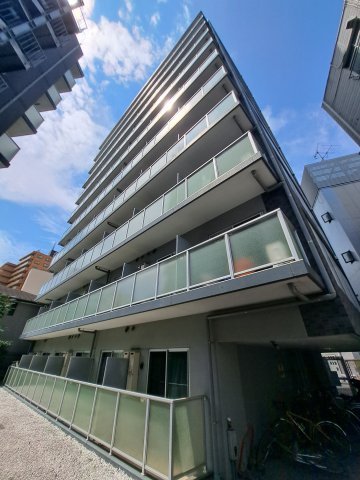 建物外観　しっかりとした造りの建物です