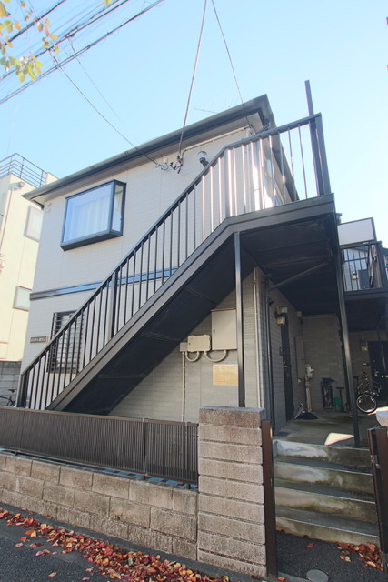 建物外観　★１フロア３住戸の物件です★