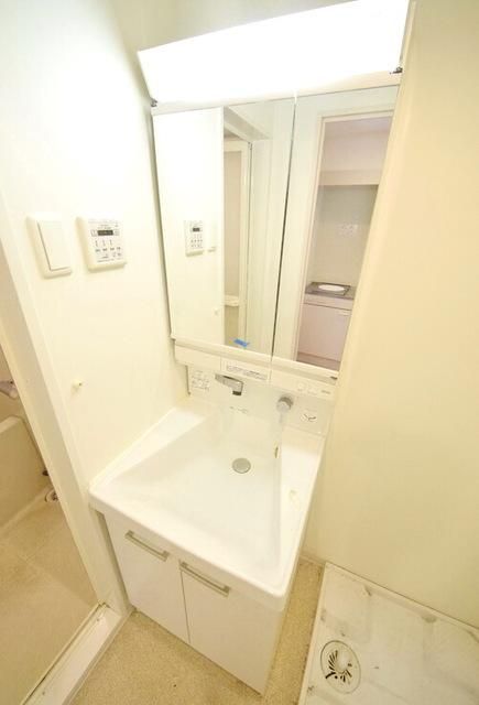 洗面設備　独立洗面台