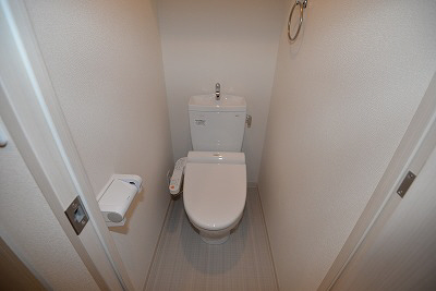 トイレ　ゆったりとした空間のトイレです