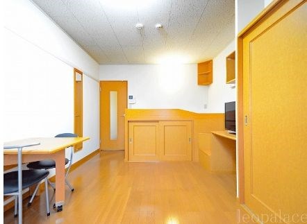 居室・リビング　※現状優先。