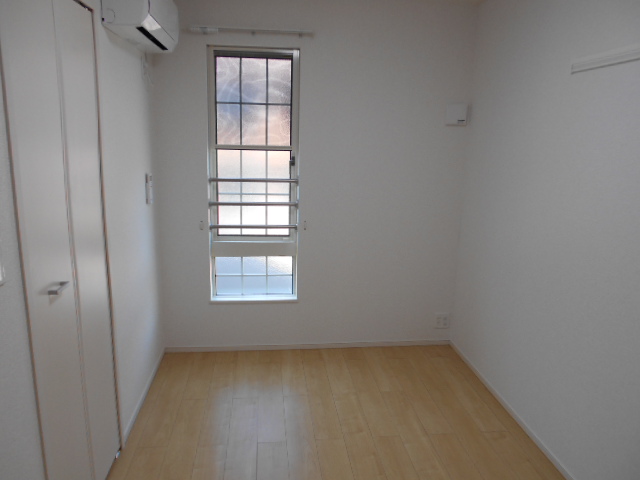 その他部屋・スペース　北側寝室（洋室・５．０畳）・２台目のエアコン完備