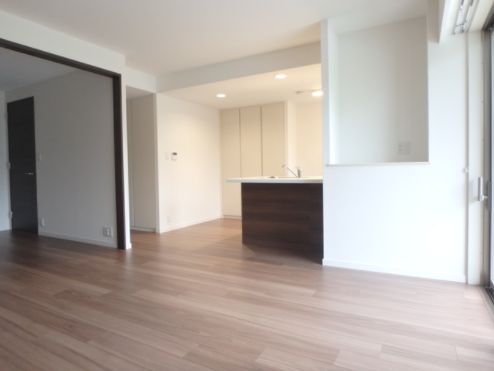 居室・リビング　※別部屋写真