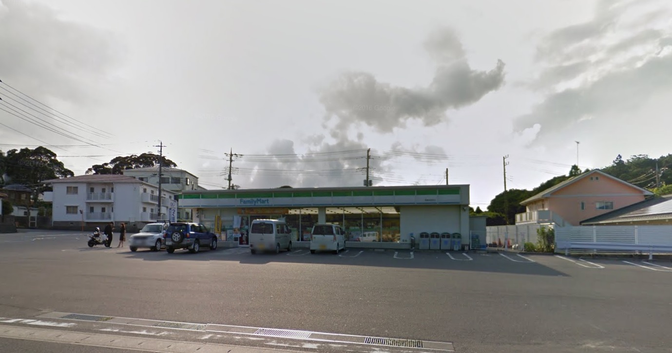 コンビニ　ファミリーマート鹿島神宮前店（コンビニ）まで140m