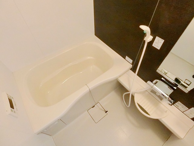 バス・シャワールーム　★ゆったりバスルーム★