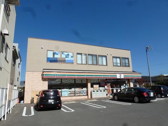 コンビニ　セブンイレブン 七瀬店（コンビニ）まで318m