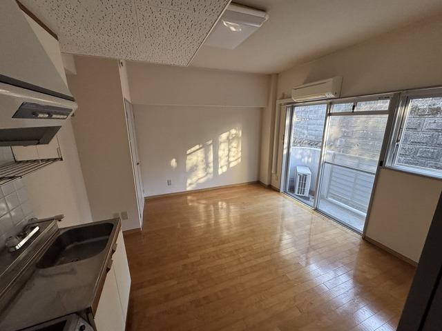 居室・リビング　※実際の室内と異なる場合がございます