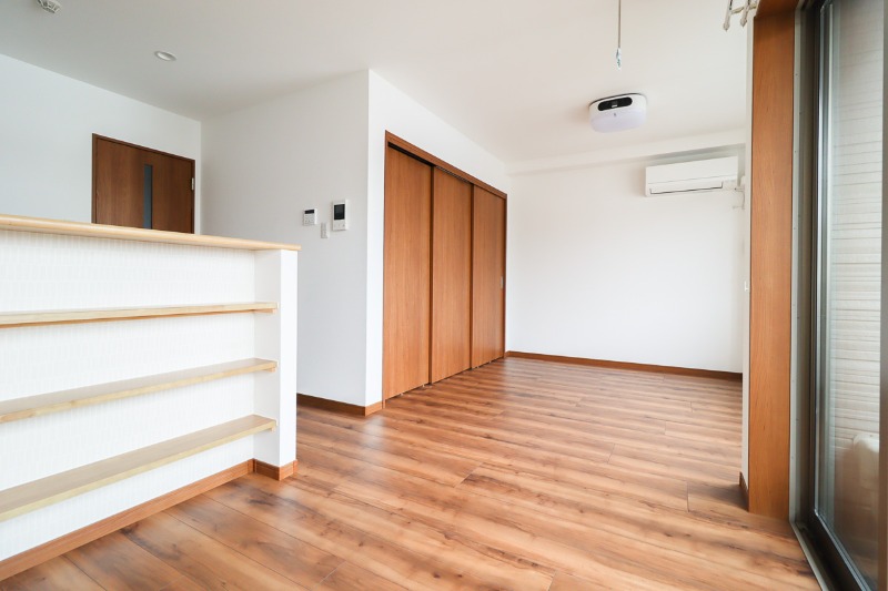 居室・リビング　図面と現状に相違がある場合には現状を優先