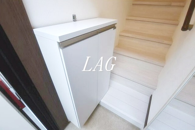 玄関　玄関です。