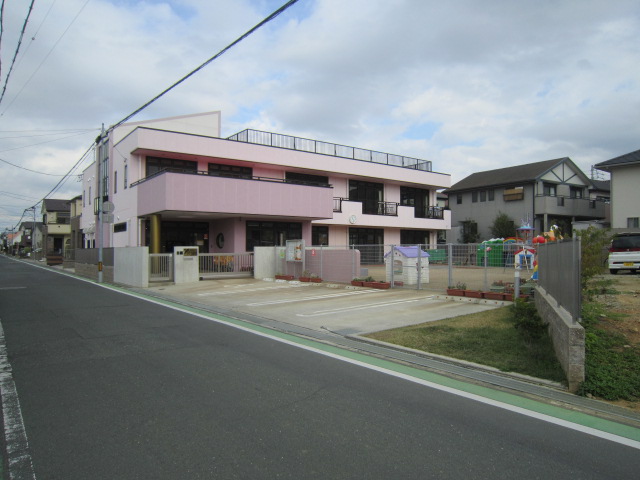 幼稚園・保育園　社会福祉法人木華会れんげ保育園（幼稚園・保育園）まで880m
