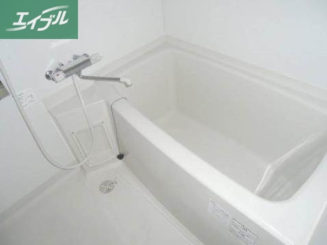 バス・シャワールーム　別のお部屋の写真です。実際とは異なります。