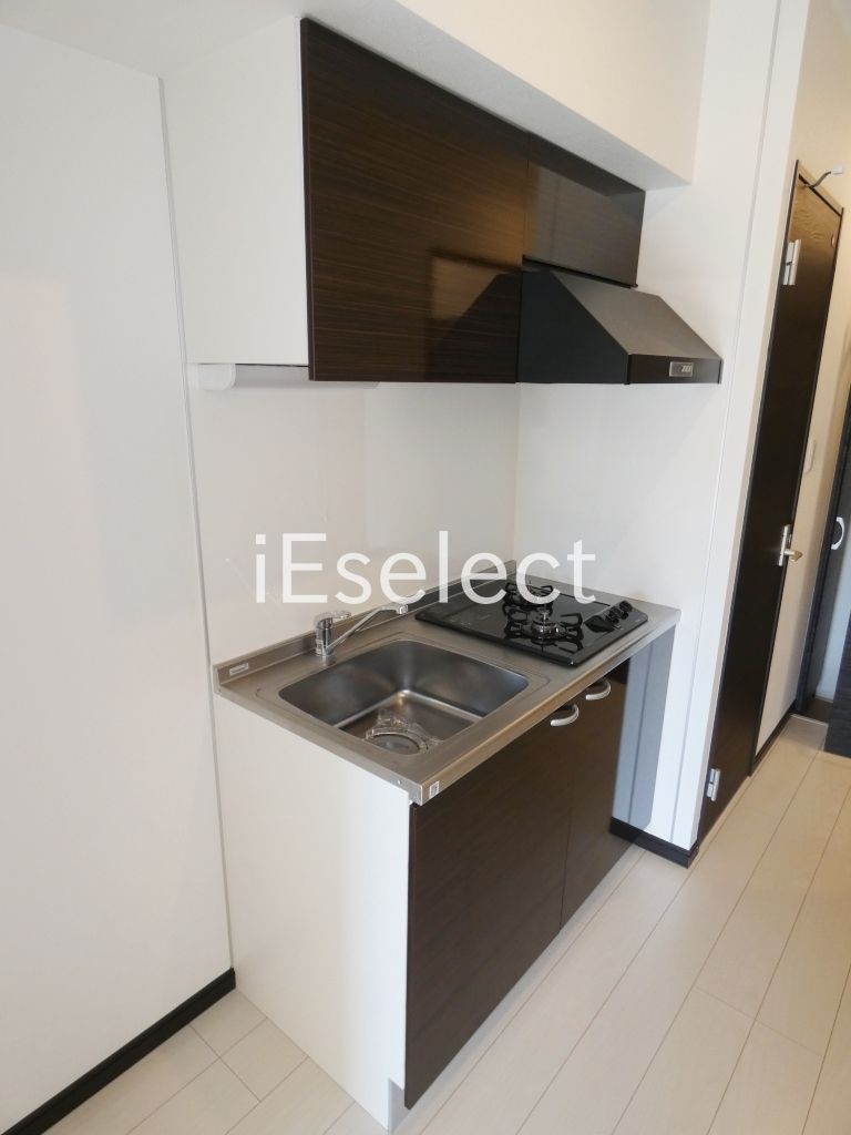 キッチン　２口システムキッチン付きで料理も楽々♪