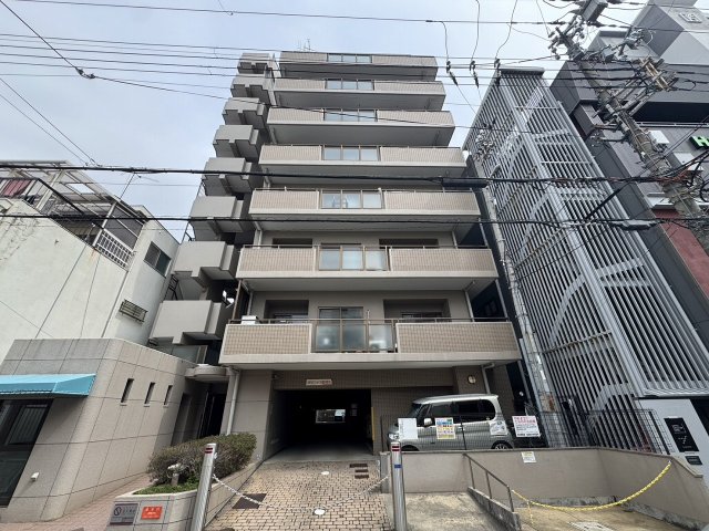 建物外観　落ち着いた雰囲気の外観です