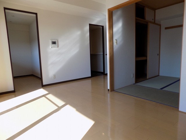 居室・リビング　リビング