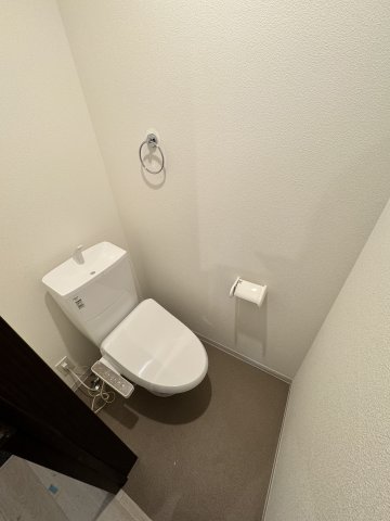 トイレ　※別部屋のイメージ写真です。