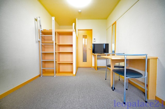 居室・リビング　同タイプの物件写真となります