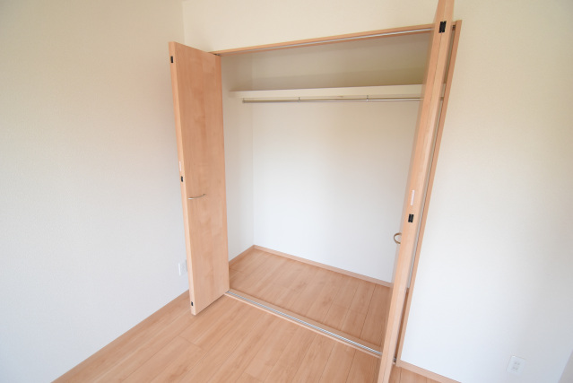 収納　写真は別室のものです