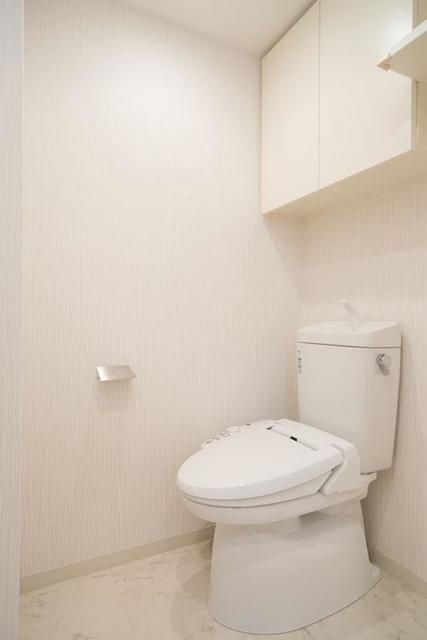 トイレ　※写真は同タイプ住戸です。