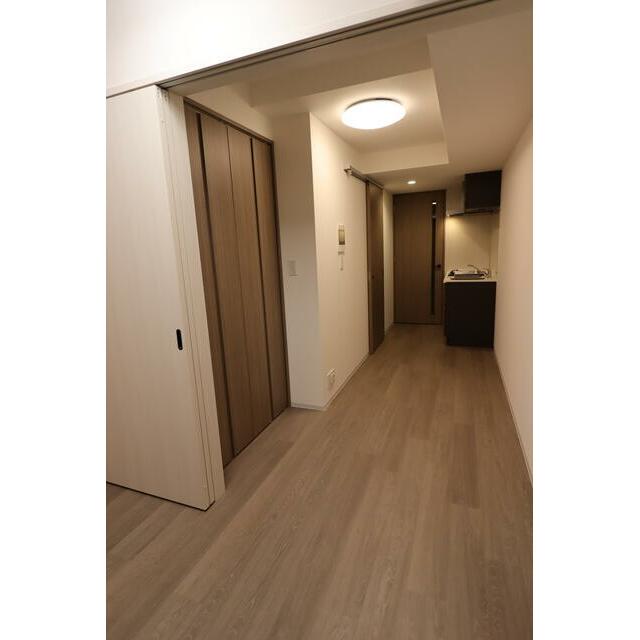 居室・リビング　同タイプ・別号室となります。