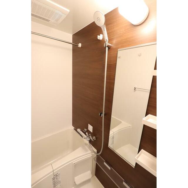 バス・シャワールーム　同タイプ・別号室となります。