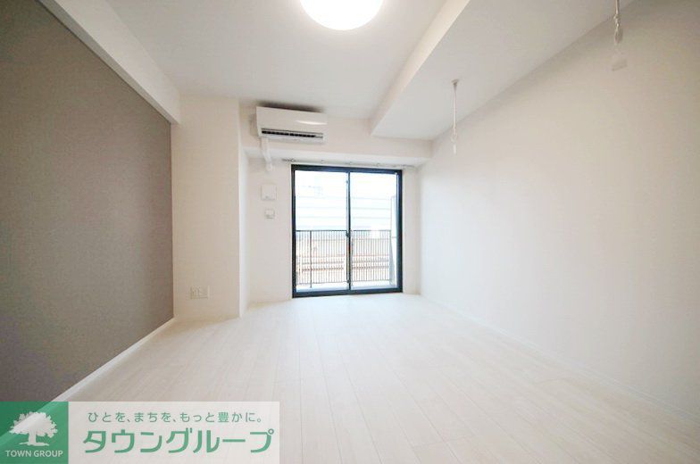 居室・リビング　※別部屋参考写真※