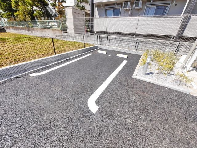 駐車場　★諸条件等のお問い合わせはタウンハウジング多摩センター店ま…