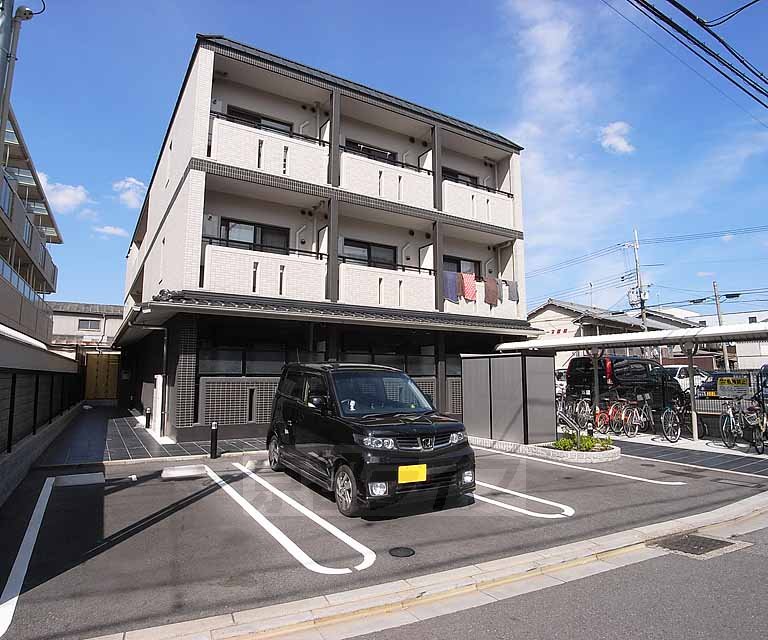 建物外観　大手ハウスメーカー物件登場。