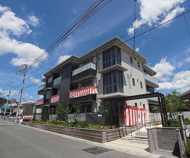 建物外観　シャーメゾンシリーズのお探しは特約店の当店へ！