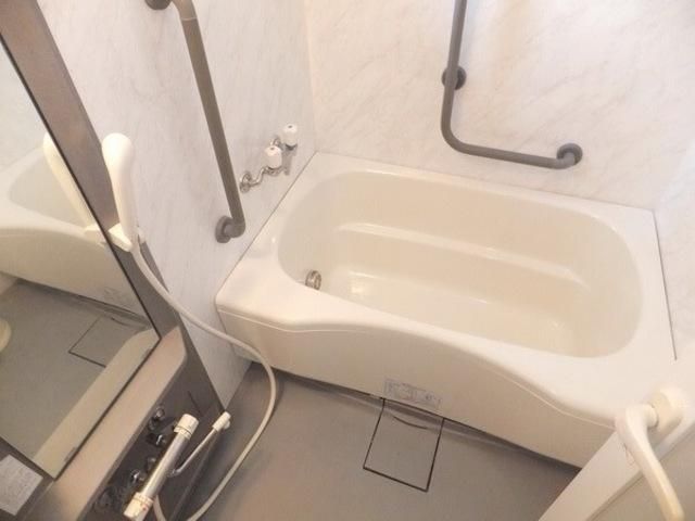 バス・シャワールーム　★お問い合わせはタウンハウジング町田店まで★