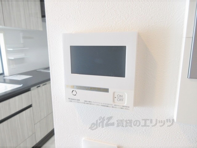その他設備　給湯器リモコン