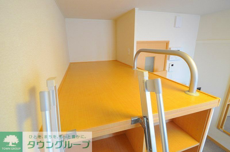 その他部屋・スペース　収納付きベッド