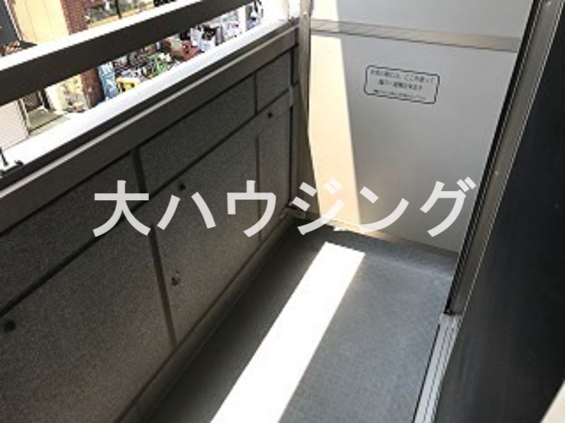 バルコニー