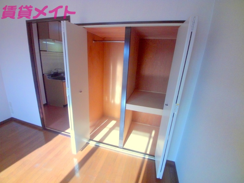 収納　同物件別部屋の写真