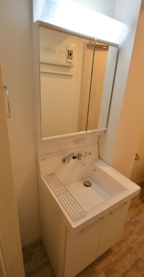 洗面設備　☆嬉しい独立洗面台☆