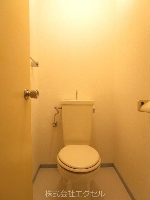 トイレ　清潔感のあるトイレです。