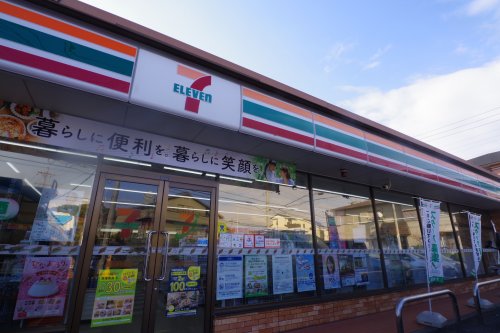 コンビニ　セブンイレブン 名古屋龍ノ口町1丁目店（コンビニ）まで94m