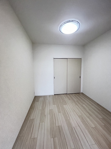その他部屋・スペース　使い勝手のいい寝室です