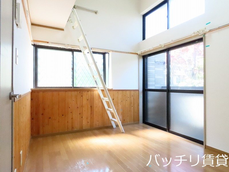 居室・リビング　画像は別号室タイプの為、現状を優先致します。