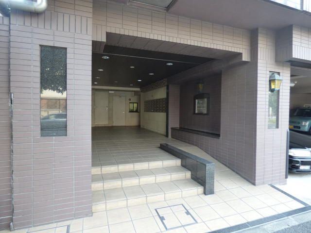 エントランス　建物の内部です