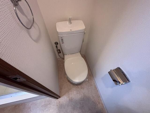 トイレ　シンプルで使いやすいトイレです