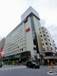 ショッピングセンター　ロア六本木（ショッピングセンター）まで342m