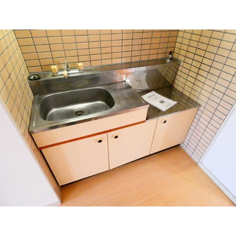 キッチン　２口コンロが置けるワイドキッチン