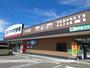 ドラックストア　クスリのアオキ中川栄町店（ドラッグストア）まで510m