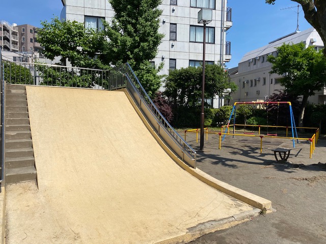 その他　隣の公園