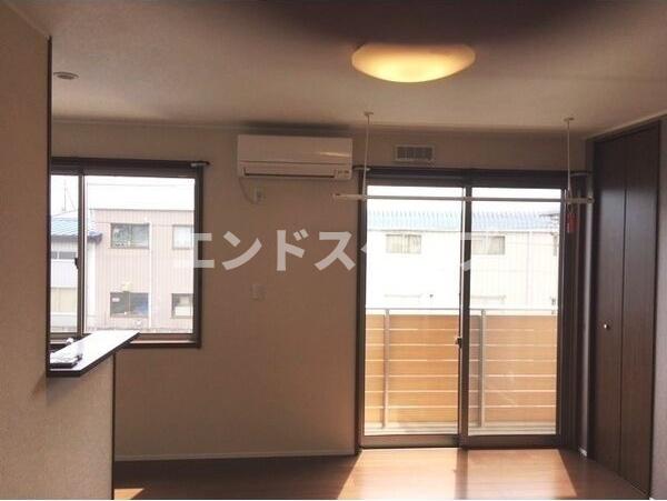 居室・リビング　高崎、前橋、伊勢崎エリアのお部屋探しはエンドスケープまで！お