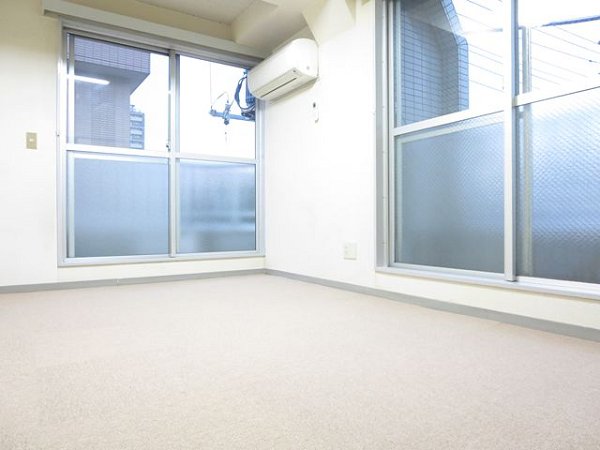 その他部屋・スペース　洋室６帖