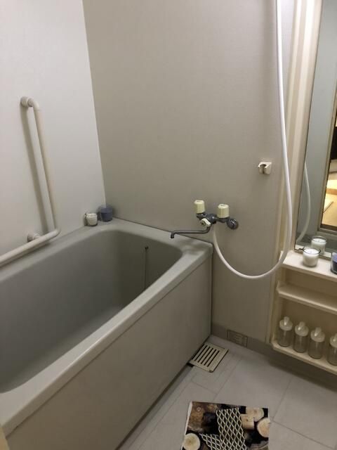 バス・シャワールーム　きれいなお風呂です