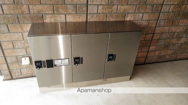 コンビニ　セブンイレブン（コンビニ）まで174m