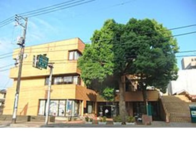 図書館　中央図書館（図書館）まで500m