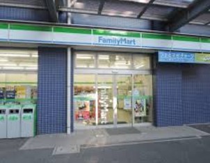 コンビニ　ファミリーマート勝どき三丁目店（コンビニ）まで200m